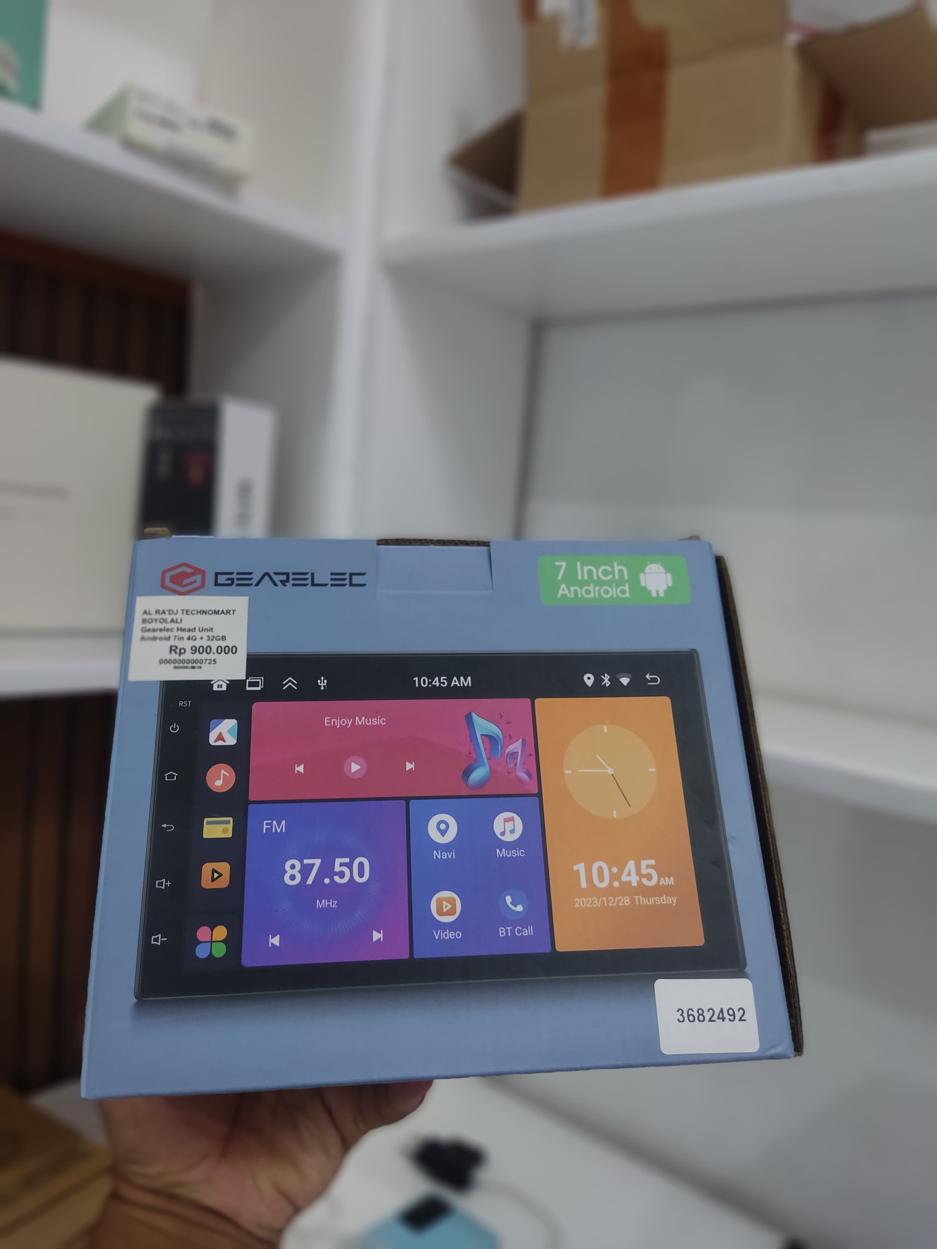 Gearelec Head Unit Android 7in 4G + 32GB