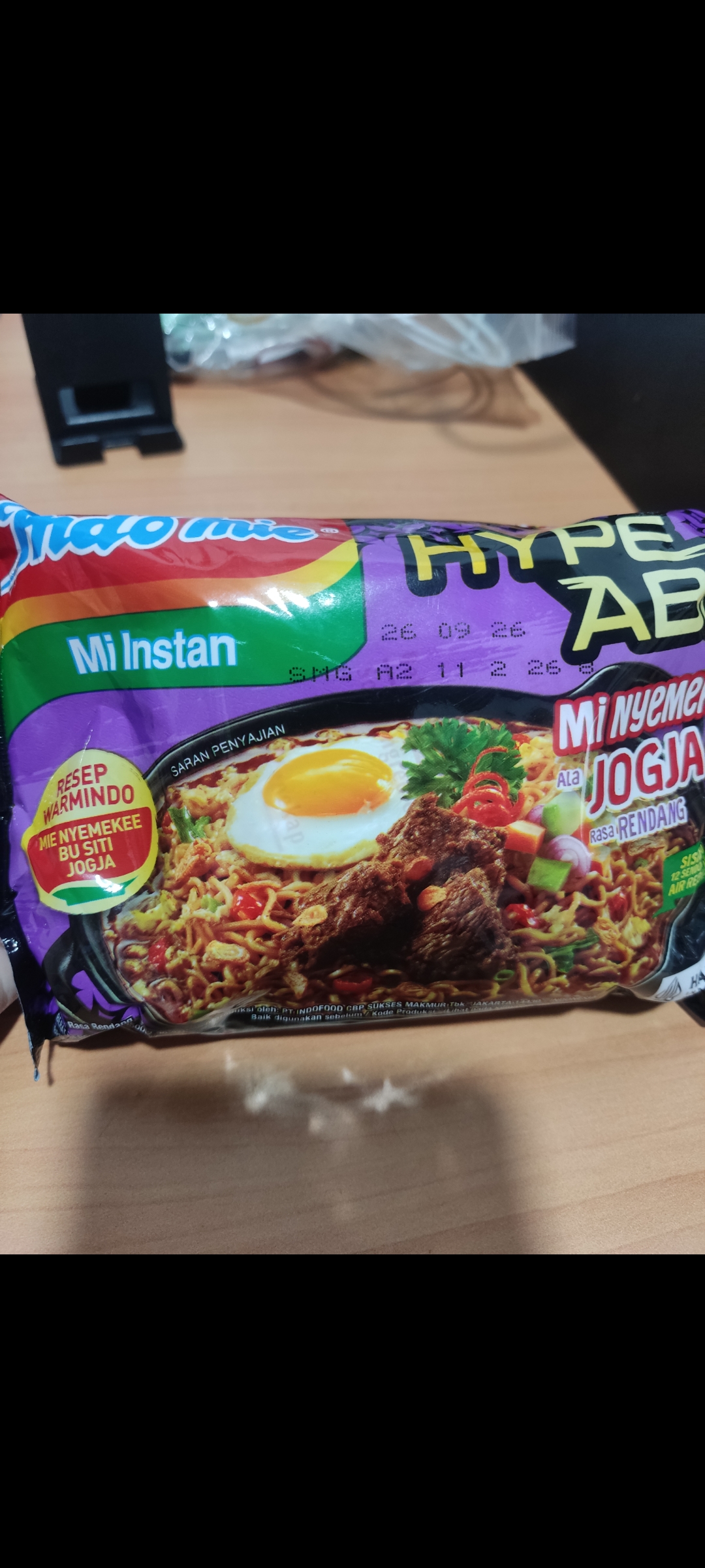 INDOMIE MI NYEMEK JOGJA RENDAN