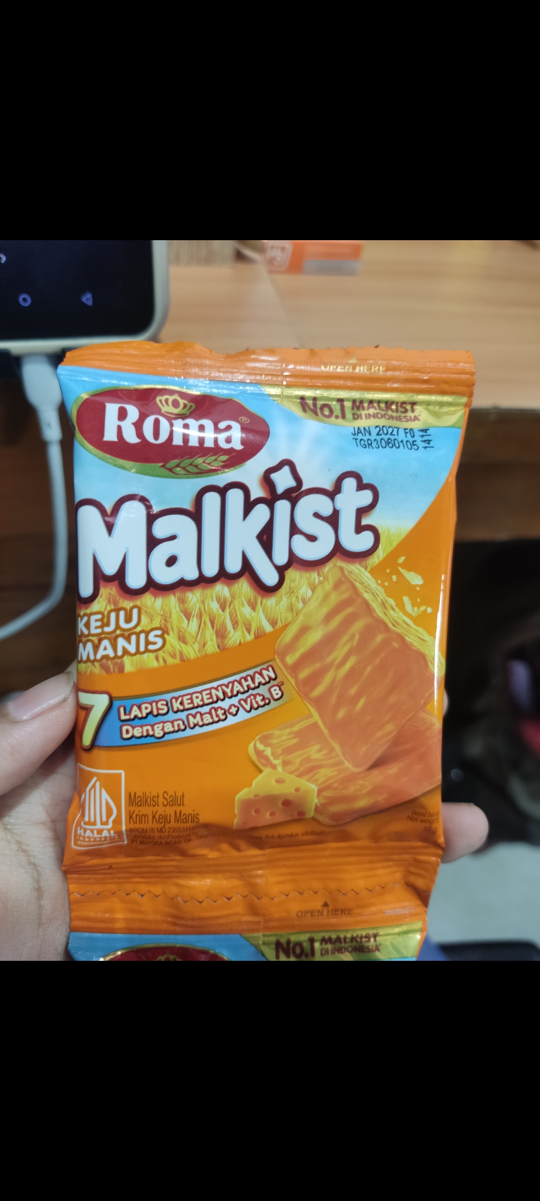 ROMA MALKIST KEJU MANIS