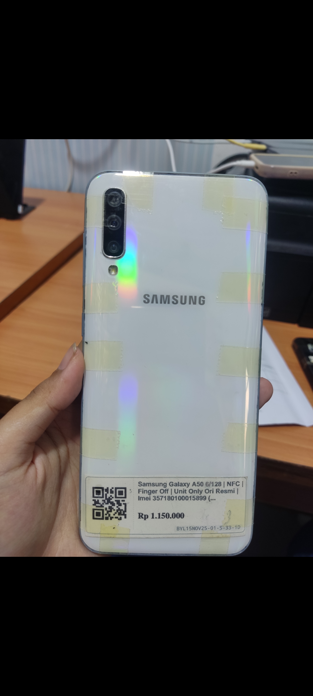 Samsung Galaxy A50 6/128 | NFC |LCD Lokal, Finger Off, Baterai ganti| Unit Only Ori Resmi | Imei 357180100015899 (BYL15NOV25-01-S-33-1) (BYL15NOV25-01-S-33-1D-S-288-1)