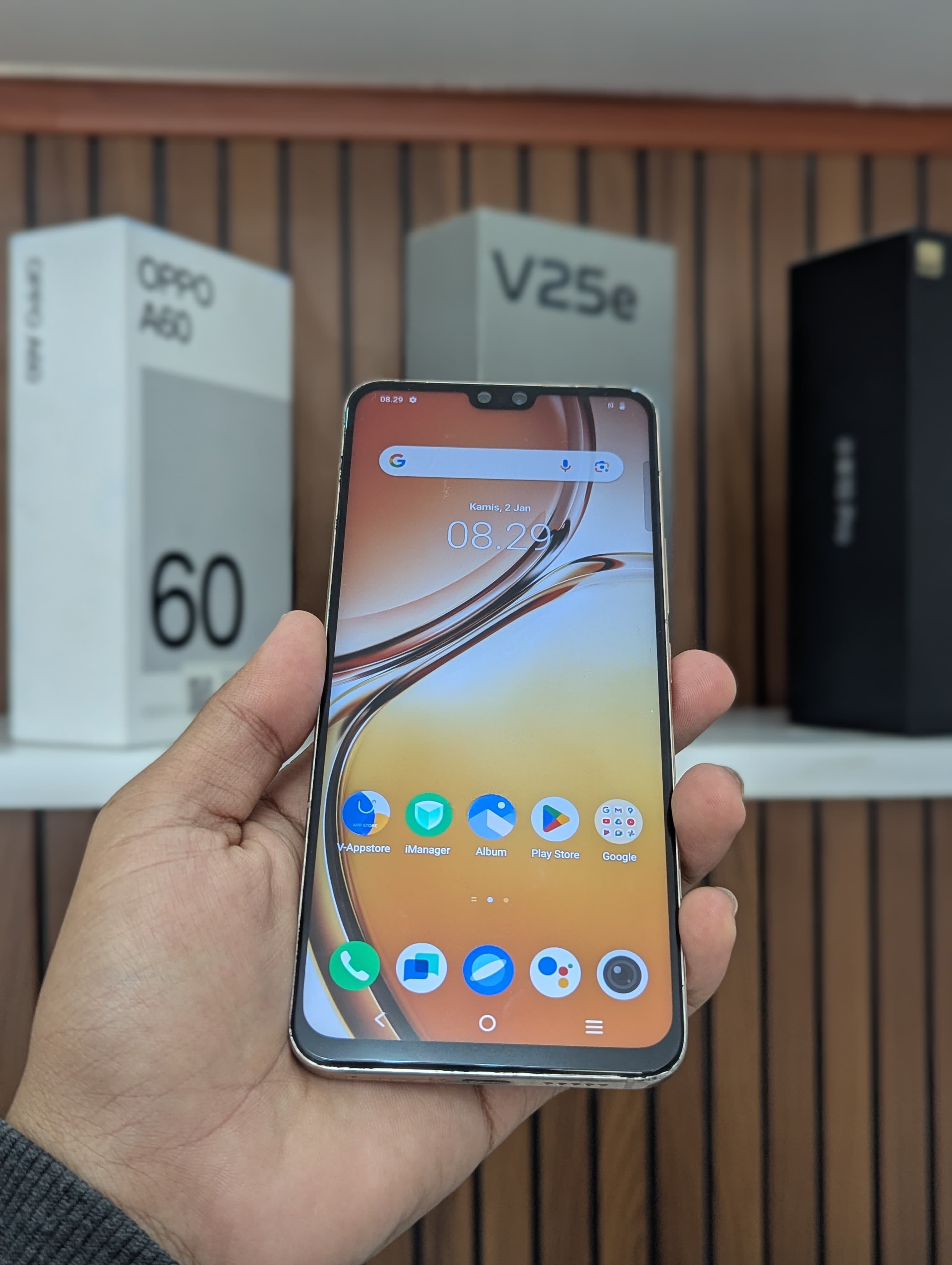Vivo V23 5G 8/128 Sunshine Gold NFC | LCD Lokal, Finger Off | Unit Only Ori Resmi | Imei 862450059322192 (428871SLO24NOV25-04-S-64-1)